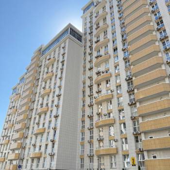 Продается 1-комнатная квартира, 40 м²