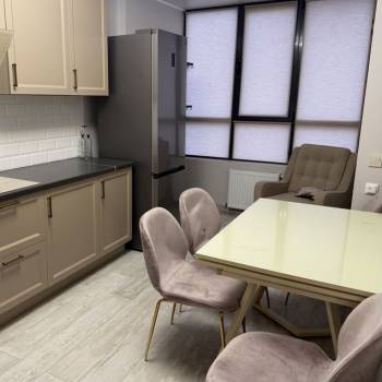 Сдается 1-комнатная квартира, 41 м²