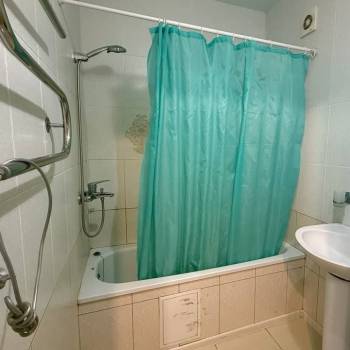 Сдается 2-х комнатная квартира, 61 м²