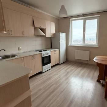 Сдается 2-х комнатная квартира, 61 м²