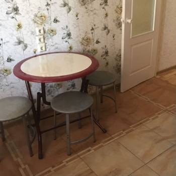 Продается 1-комнатная квартира, 50 м²