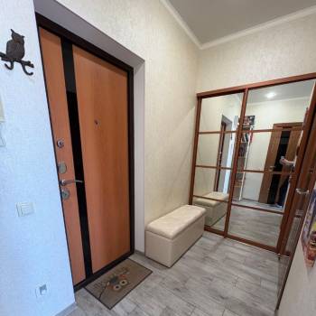 Продается 1-комнатная квартира, 38,6 м²