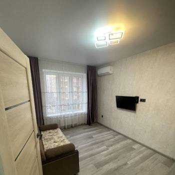 Продается 1-комнатная квартира, 36 м²