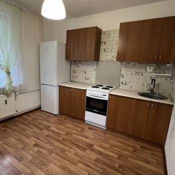 Сдается 1-комнатная квартира, 38 м²