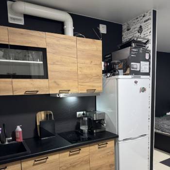 Продается 1-комнатная квартира, 27 м²