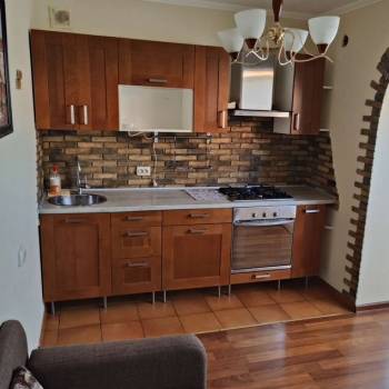 Продается 1-комнатная квартира, 42 м²