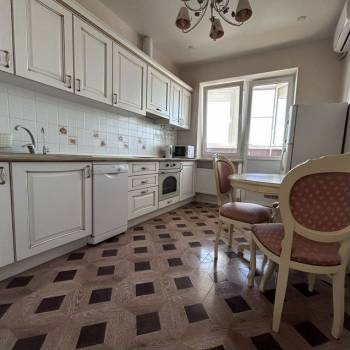 Продается 2-х комнатная квартира, 60 м²