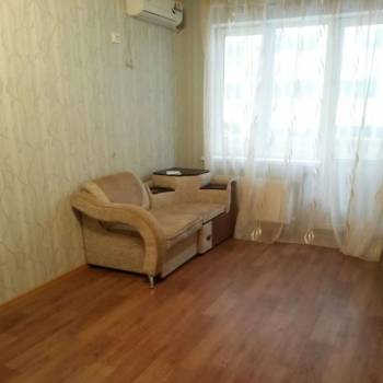 Продается 1-комнатная квартира, 40 м²