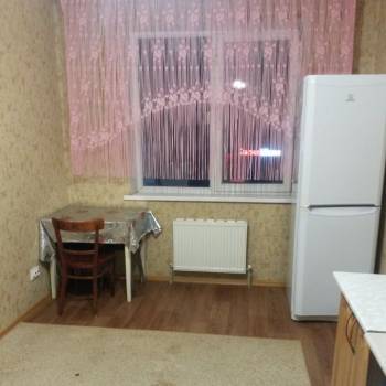 Продается 1-комнатная квартира, 40 м²