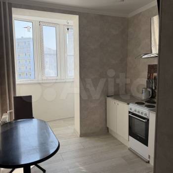Сдается 1-комнатная квартира, 38 м²