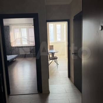 Сдается 1-комнатная квартира, 38 м²
