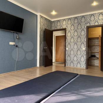 Сдается 1-комнатная квартира, 38 м²