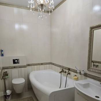 Сдается 2-х комнатная квартира, 60 м²