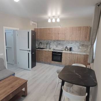 Сдается 2-х комнатная квартира, 56 м²