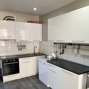 Сдается 2-х комнатная квартира, 70 м²