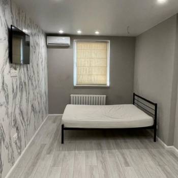 Продается 1-комнатная квартира, 38 м²