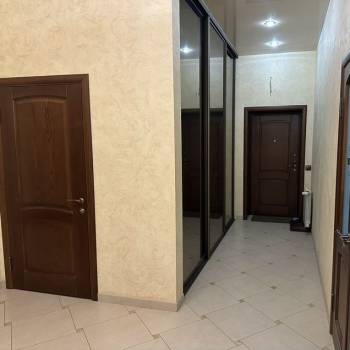 Продается Дом, 288 м²
