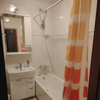 Сдается 1-комнатная квартира, 43 м²