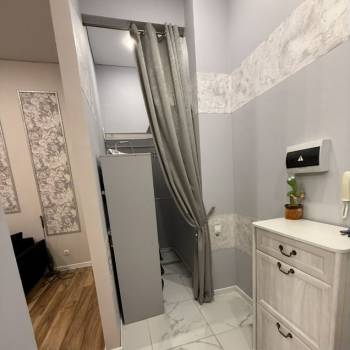 Продается 1-комнатная квартира, 41 м²