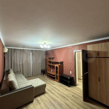 Продается 1-комнатная квартира, 38,1 м²