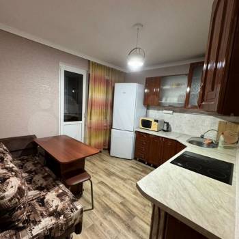Продается 1-комнатная квартира, 38,1 м²