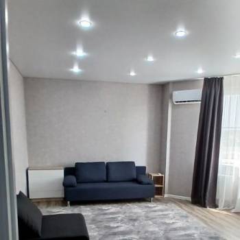 Сдается 1-комнатная квартира, 50 м²