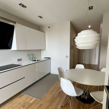 Продается 2-х комнатная квартира, 72,5 м²