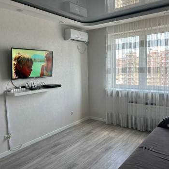 Продается 1-комнатная квартира, 38 м²