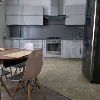 Сдается 1-комнатная квартира, 59 м²