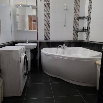 Сдается 1-комнатная квартира, 59 м²