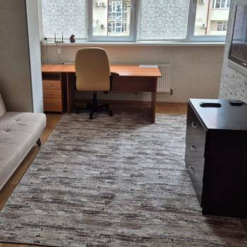 Продается 1-комнатная квартира, 43 м²