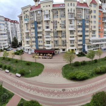 Продается 1-комнатная квартира, 43 м²