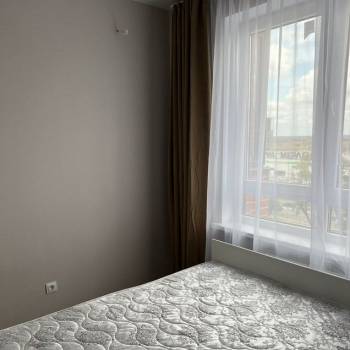 Сдается 1-комнатная квартира, 37 м²