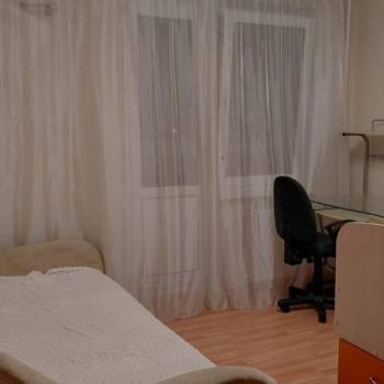 Сдается 2-х комнатная квартира, 70 м²