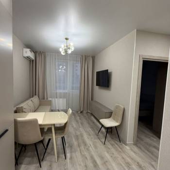 Сдается 1-комнатная квартира, 40 м²