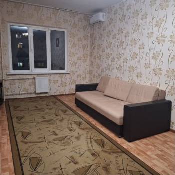 Сдается 1-комнатная квартира, 53 м²