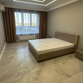 Сдается Многокомнатная квартира, 120 м²