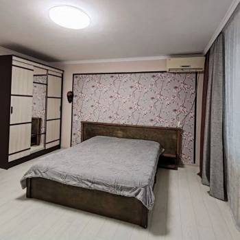 Сдается 1-комнатная квартира, 45 м²