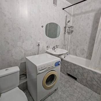 Сдается 1-комнатная квартира, 45 м²