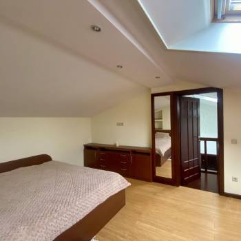 Продается Многокомнатная квартира, 122 м²