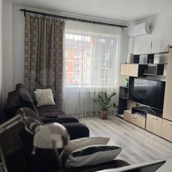 Продается 1-комнатная квартира, 38,5 м²
