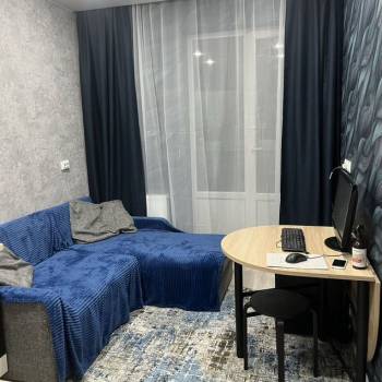 Продается 1-комнатная квартира, 37 м²