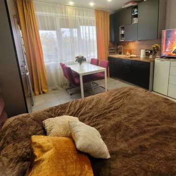 Продается 1-комнатная квартира, 40,4 м²