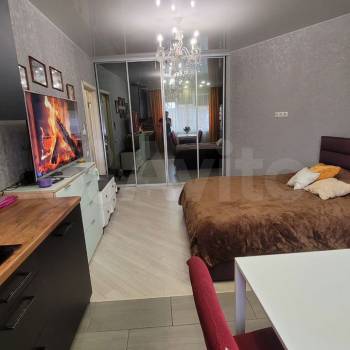 Продается 1-комнатная квартира, 40,4 м²