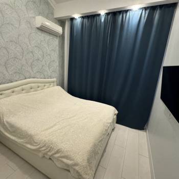 Продается 2-х комнатная квартира, 90 м²