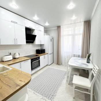 Продается 2-х комнатная квартира, 58 м²