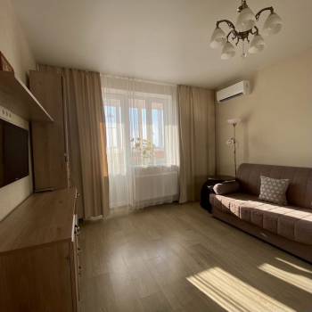 Сдается 1-комнатная квартира, 38,3 м²