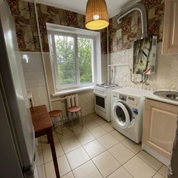 Сдается Многокомнатная квартира, 60 м²