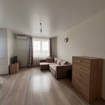 Сдается 2-х комнатная квартира, 73 м²