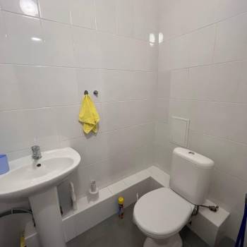 Сдается 2-х комнатная квартира, 74 м²